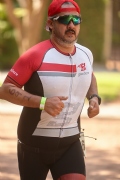 R3948745