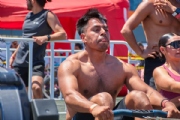 Y3983612