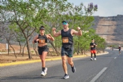 Y3989373
