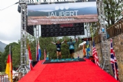 Y4049743