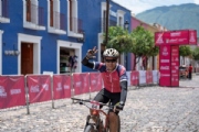R4063056