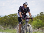 B4233782