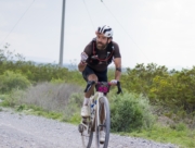 F4233902